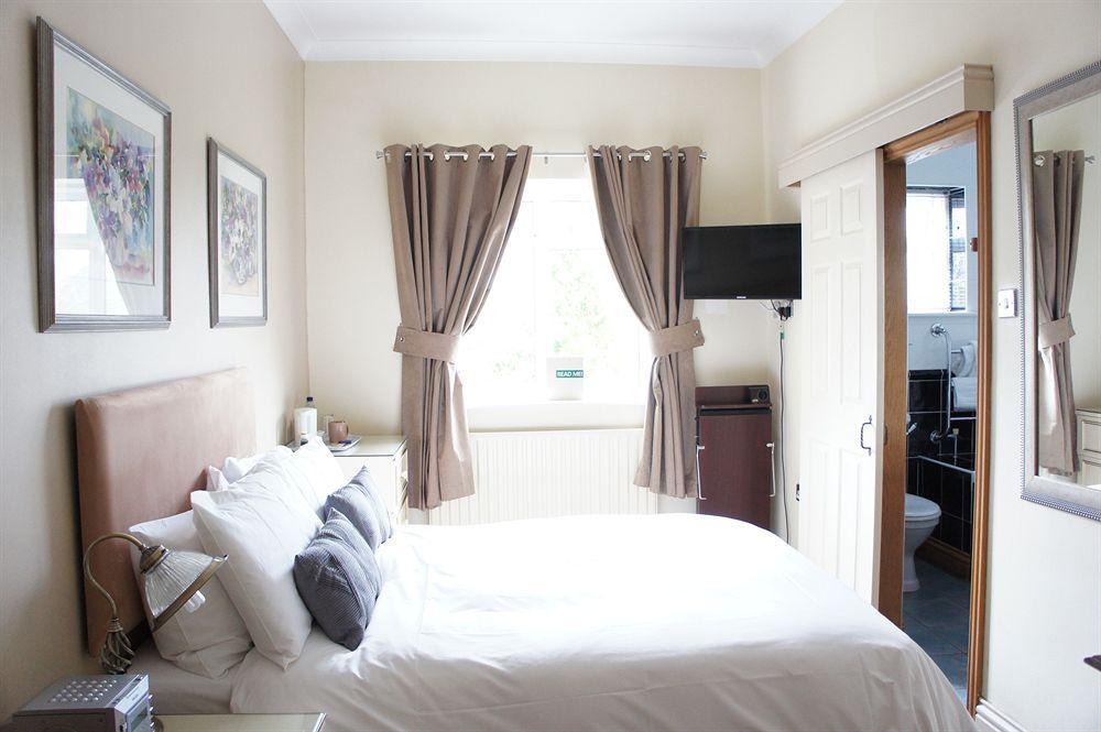 Asperion Hillside Hotel Guildford Exterior foto